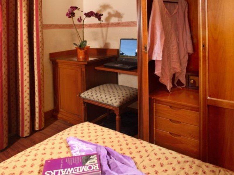 Hotel Alessandrino Ρώμη Εξωτερικό φωτογραφία
